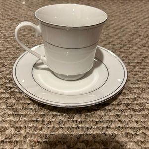 Simplicity fine China, teacups and saucers